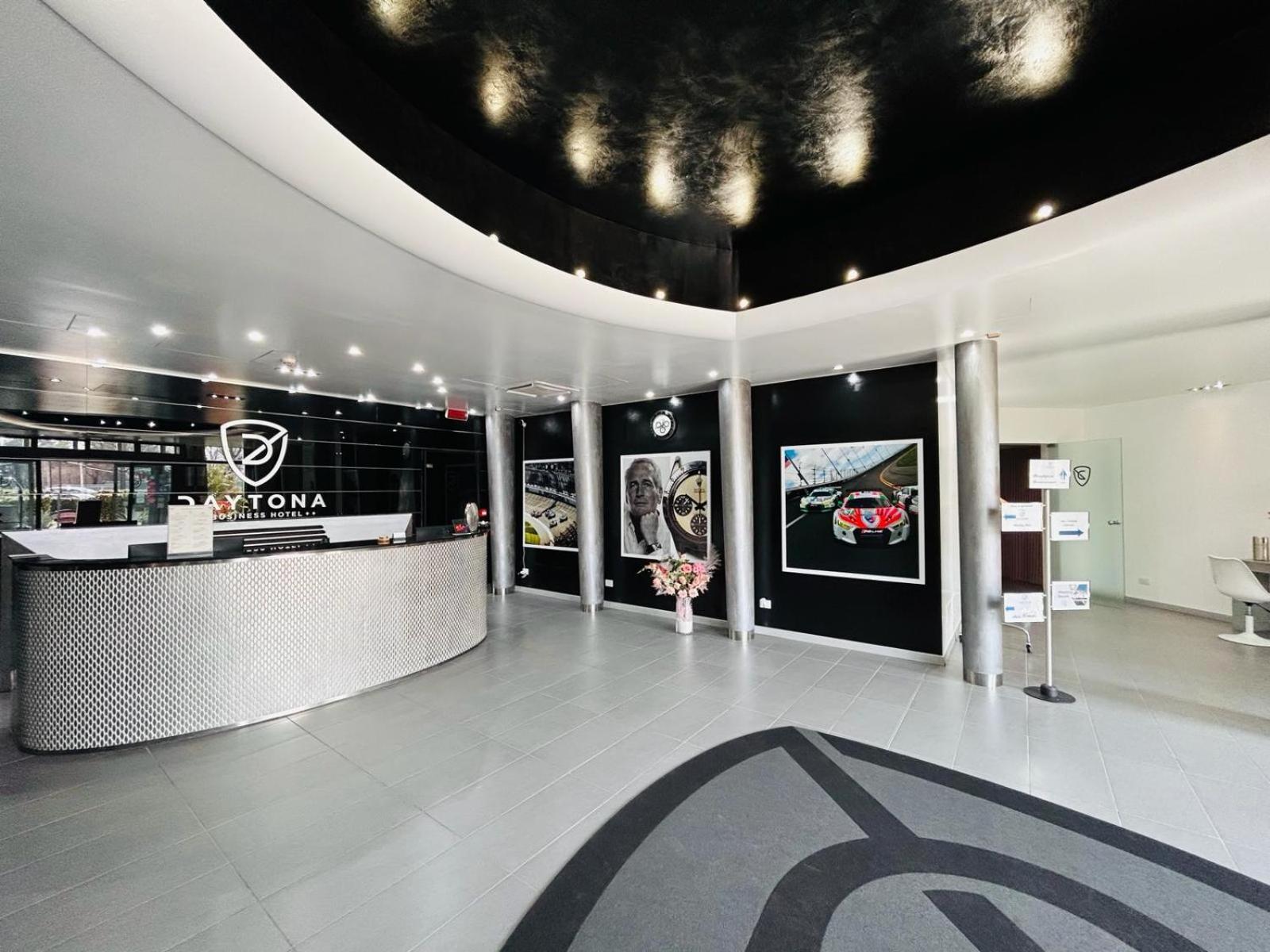 Daytona Business Hotel Коллекцио Экстерьер фото