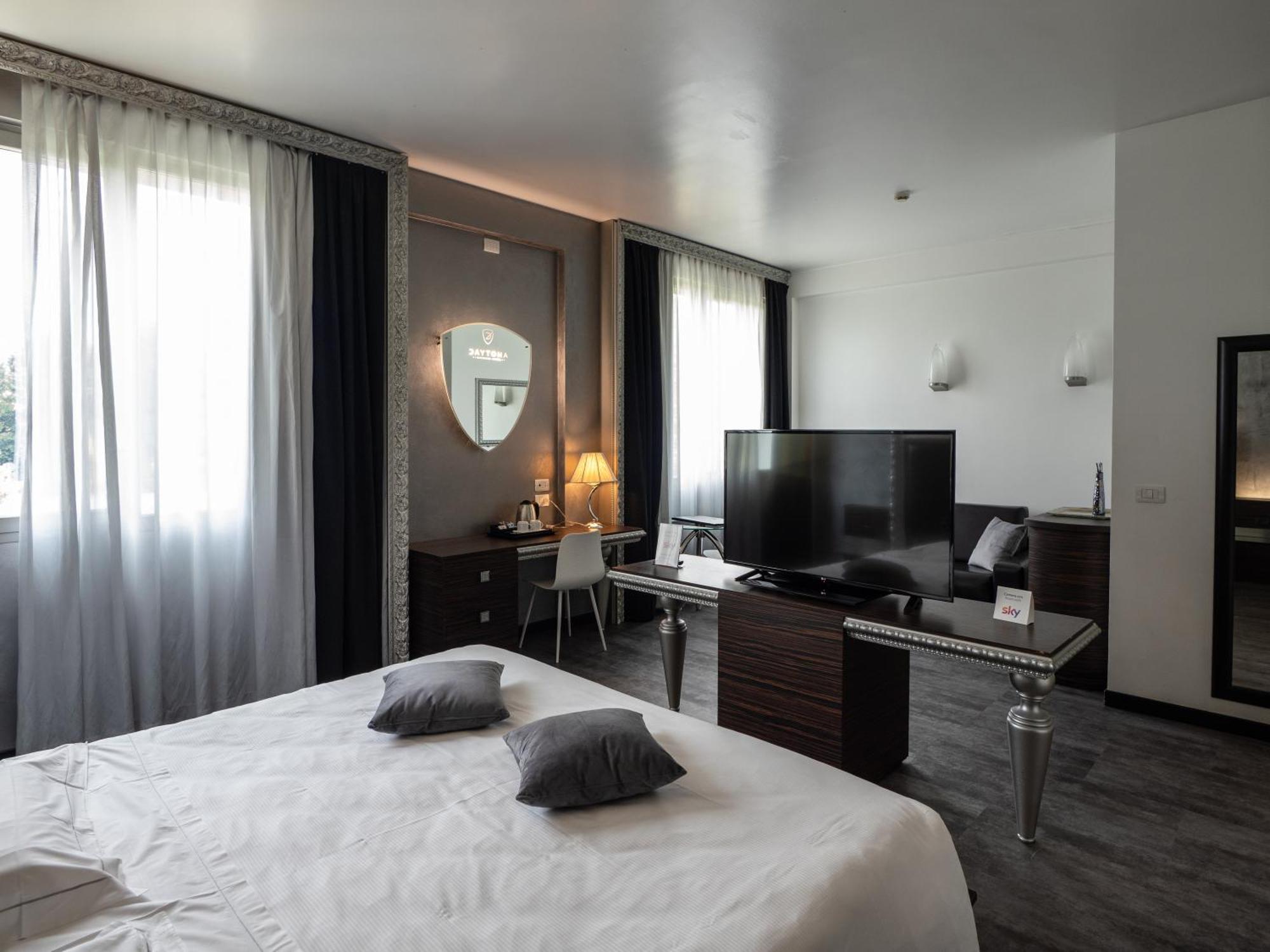 Daytona Business Hotel Коллекцио Экстерьер фото